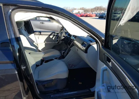 2022 Volkswagen Tiguan 2.0T Se R-Line Black из США, поврежденный, VIN 3VV8B7AX7NM001301